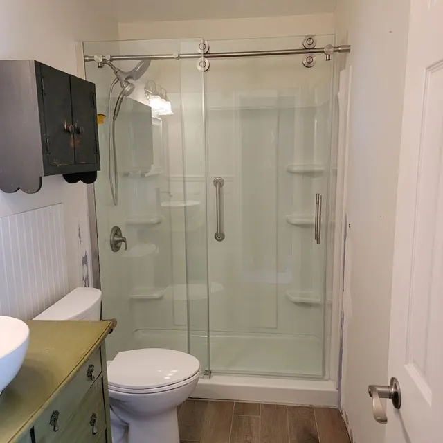 Modern Bath & Floor by Christopher LLC