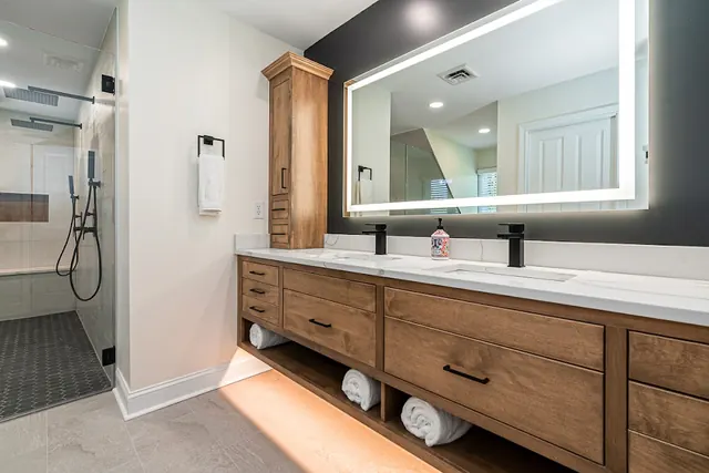 Mik Homes - Kitchen and Bath Remodeling