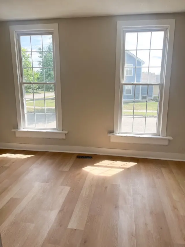 Elite Windows
