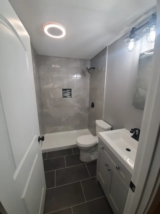 Moody's Remodeling LLC