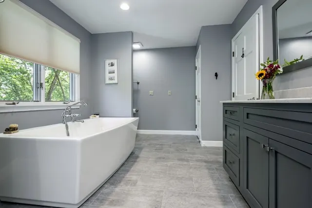 Simple Bath and Kitchen