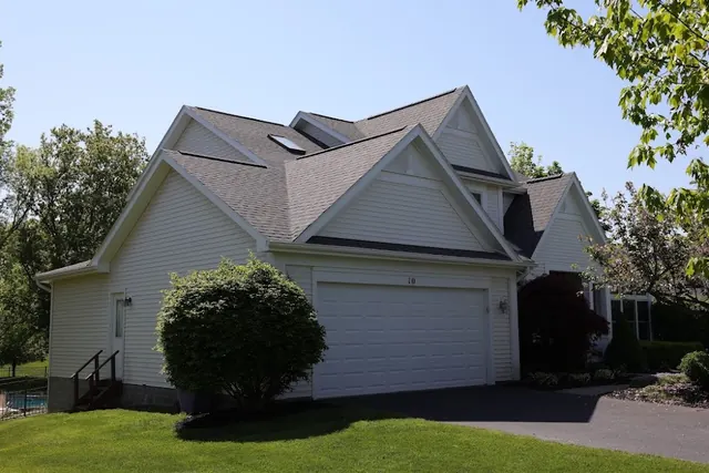 Oaks Roofing & Siding