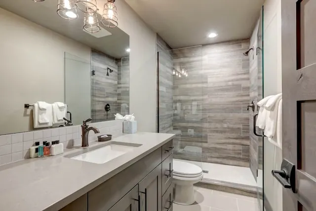 CincyBath LLC