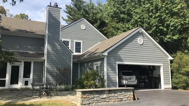 Holmes Custom Renovations
