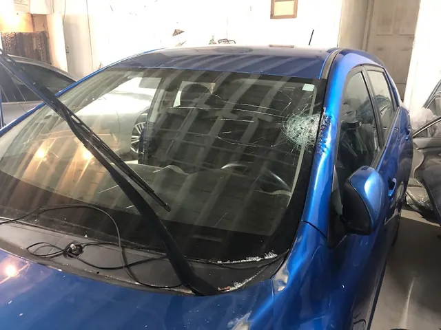 A & J Auto Glass