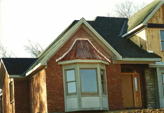 Lee Sheet Metal & Roofing Inc