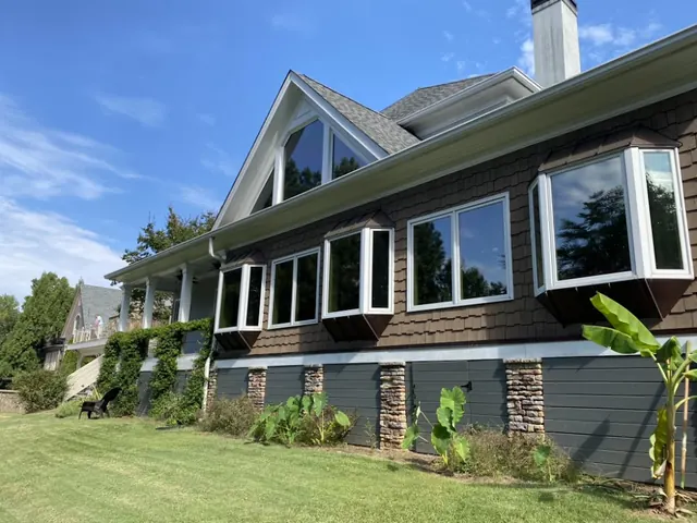 Kaiser Siding and Roofing LLC