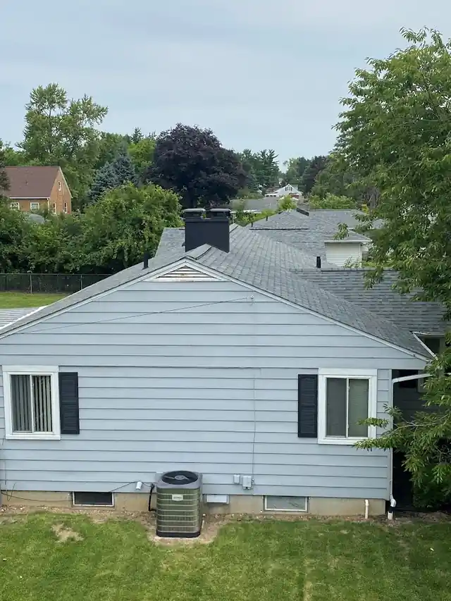 WOODS Roofing & Exteriors LLC
