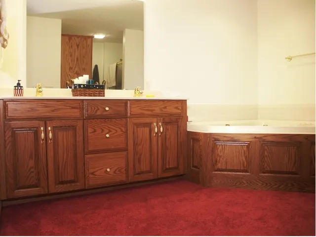 Harmon Hardwoods, Cabinets, and Countertops