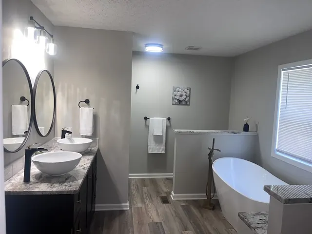 Angus Custom Tile And Flooring