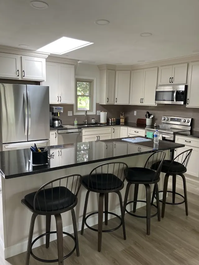 Craft Interiors Inc