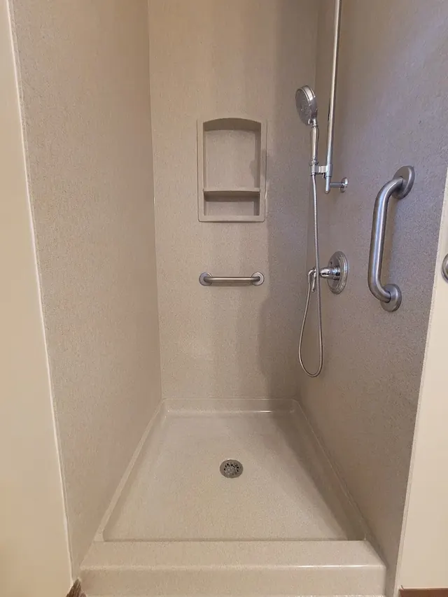 Accurate Flooring & Counter Tops