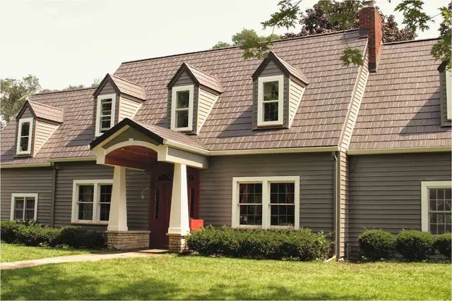 Kiss-ABC Seamless Siding
