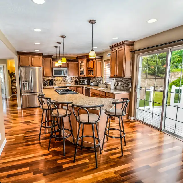 Cincinnati Cabinet Refinishing